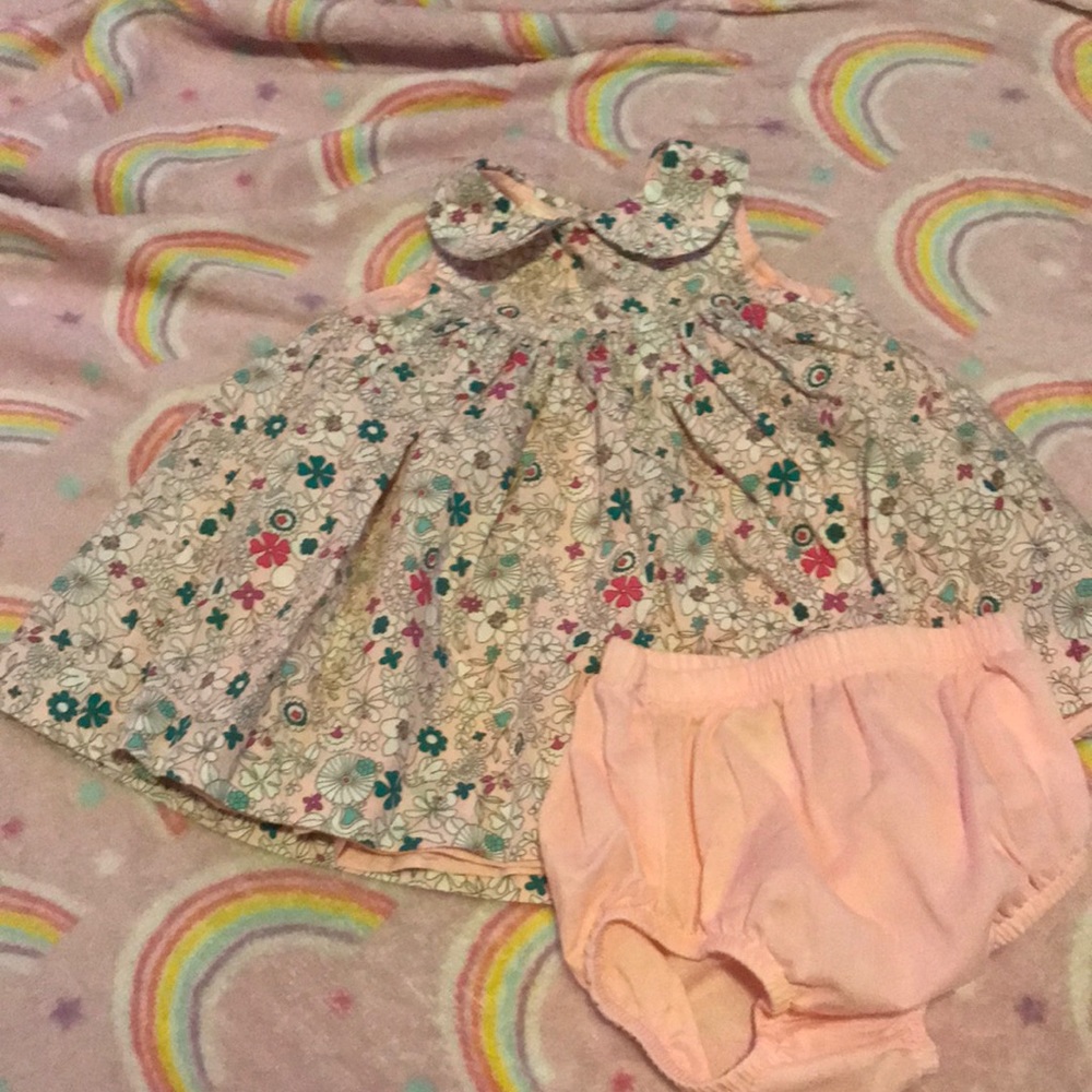 Cute sleeveless dress